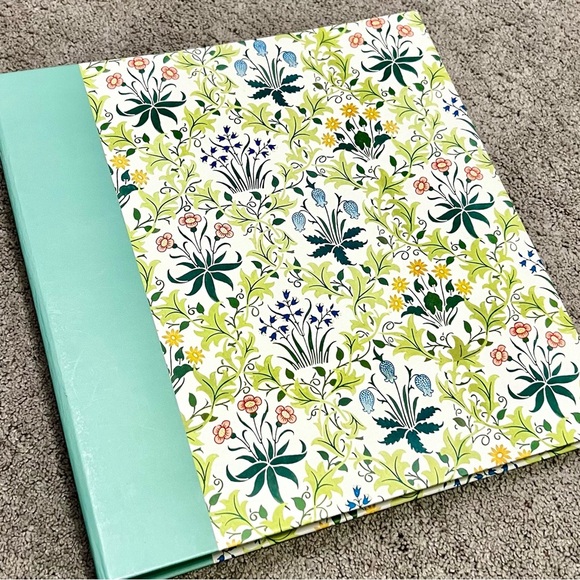 Recipe Book 3-ring Binder Organizer for Your Favorite Recipes 11.5” x 11” NWT - Picture 1 of 6
